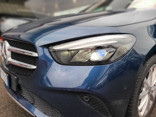 MERCEDES-BENZ B 220 usata, con USB