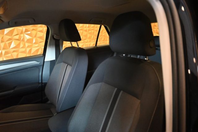 VOLKSWAGEN T-Roc usata 104