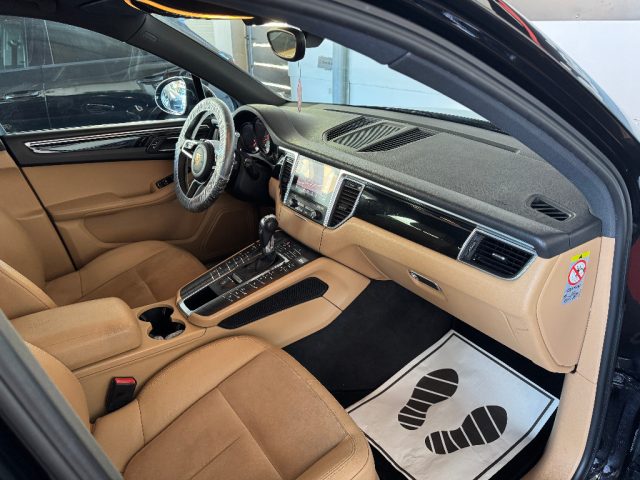 PORSCHE Macan usata 25