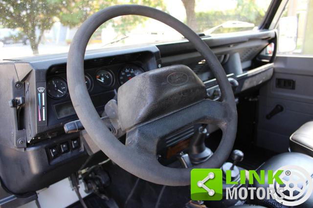LAND ROVER Defender usata 7