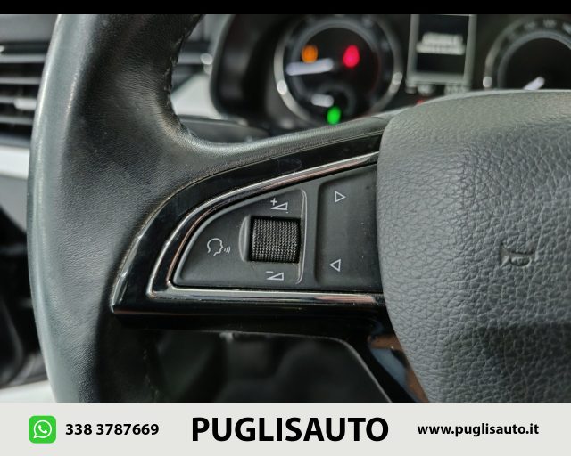 SKODA Kamiq usata, con Sedile posteriore sdoppiato