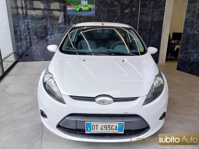 FORD Fiesta usata, con ABS