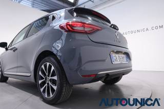 RENAULT Clio usata, con Sistema di avviso di distanza