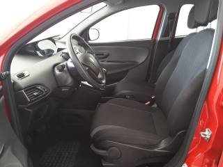 LANCIA Ypsilon usata, con Autoradio