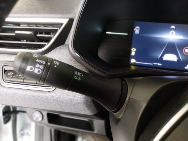 RENAULT Clio usata, con Sedile posteriore sdoppiato