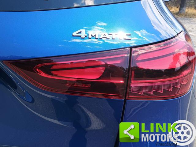 MERCEDES-BENZ GLA 200 usata, con Regolazione elettrica sedili