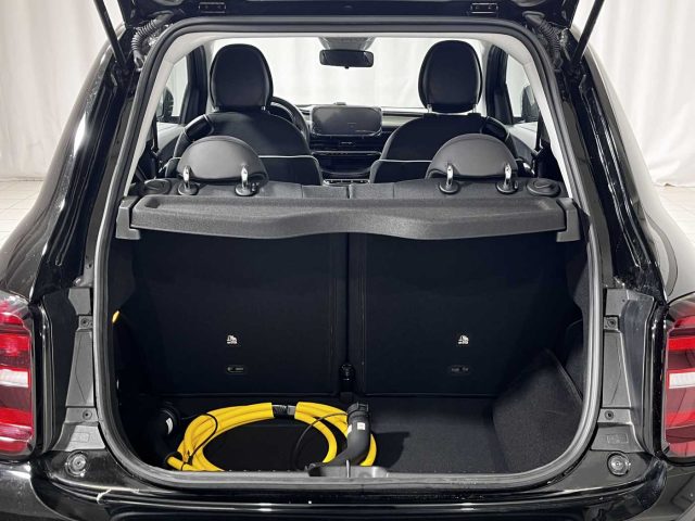 FIAT 500e usata, con Autoradio digitale