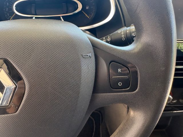 RENAULT Clio usata, con Lettore CD