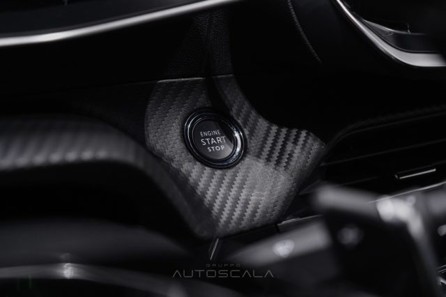 PEUGEOT 208 usata, con Vetri oscurati