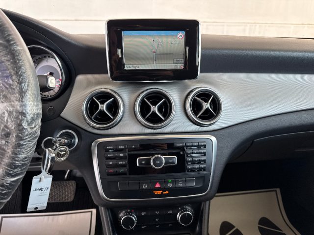 MERCEDES-BENZ GLA 200 usata 23