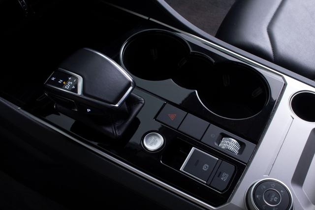 VOLKSWAGEN Touareg usata, con Chiusura centralizzata