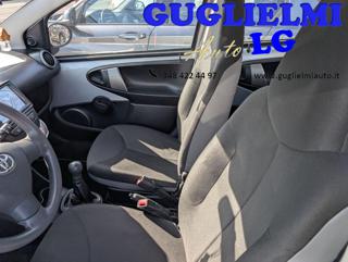 TOYOTA Aygo usata 22