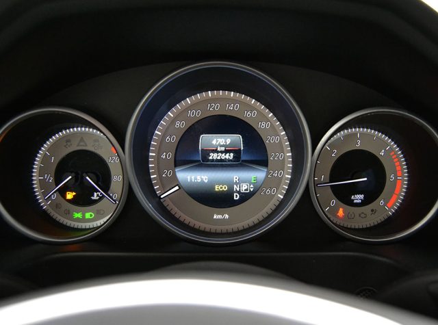 MERCEDES-BENZ E 250 usata, con Cerchi in lega