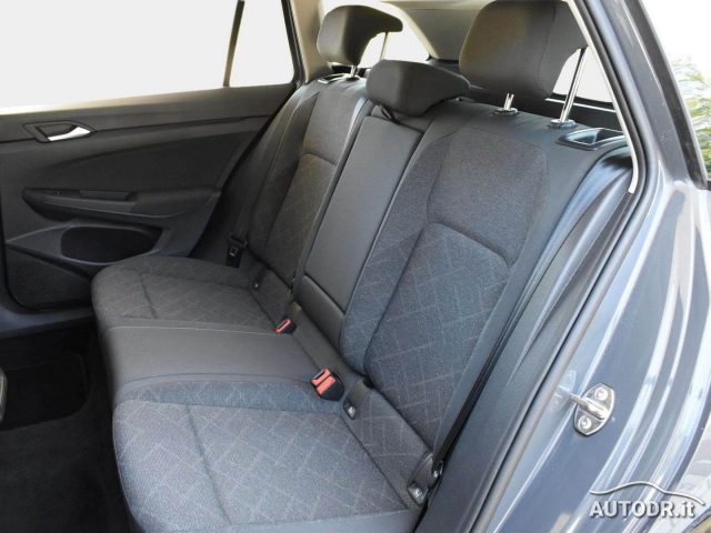 VOLKSWAGEN Golf Variant usata, con Controllo automatico clima