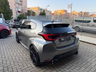 TOYOTA Yaris usata, con Cerchi in lega