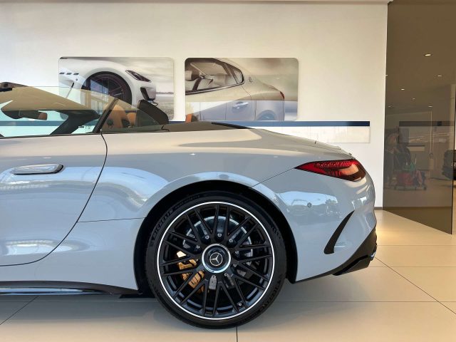 MERCEDES-BENZ SL 63 AMG usata, con Sistema di navigazione