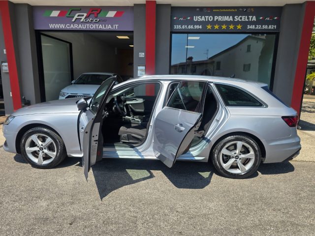 AUDI A4 usata, con Park Distance Control