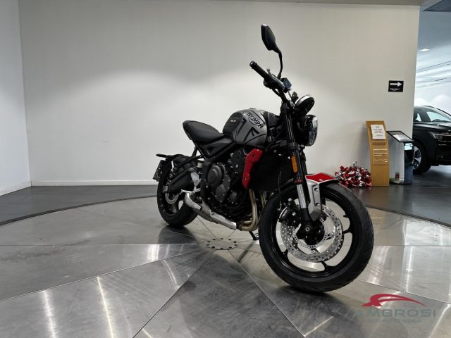 TRIUMPH Trident 660 usata 5