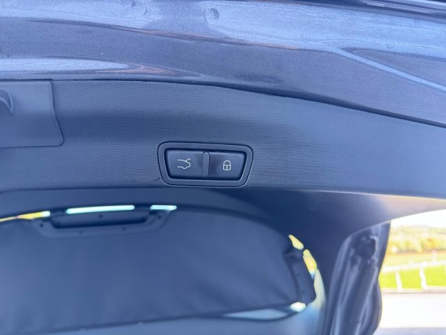 ALFA ROMEO Stelvio usata, con Sensori di parcheggio posteriori