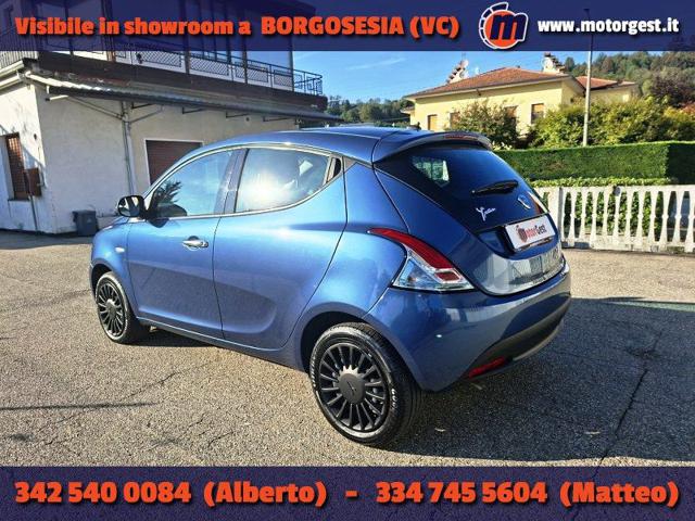LANCIA Ypsilon usata, con Autoradio