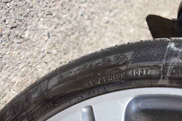 MERCEDES-BENZ E 220 usata 96