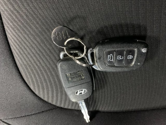 HYUNDAI i10 usata, con Servosterzo