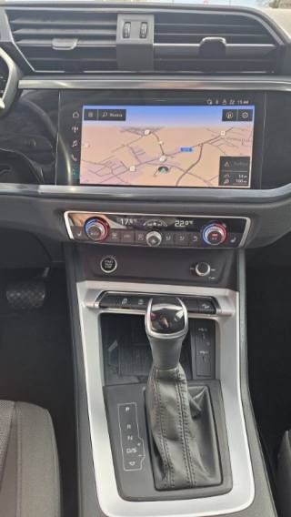 AUDI Q3 usata, con Sensori di parcheggio posteriori