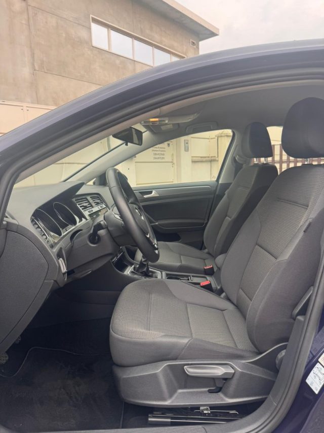 VOLKSWAGEN Golf usata, con Boardcomputer