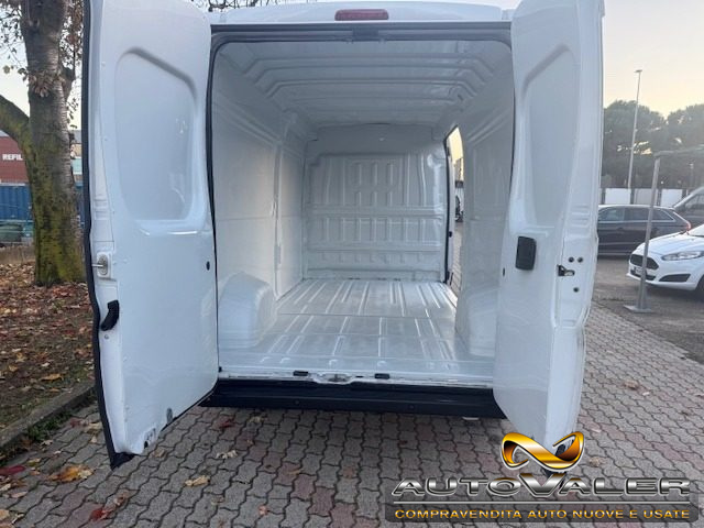 PEUGEOT Boxer usata, con Climatizzatore