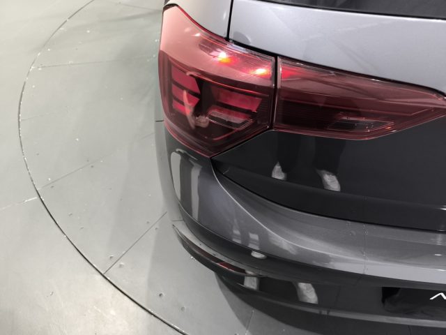VOLKSWAGEN Polo usata, con USB