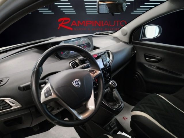 LANCIA Ypsilon usata 11