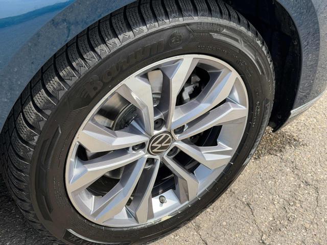 VOLKSWAGEN Passat Variant usata, con Cerchi in lega