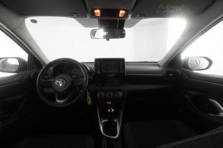 TOYOTA Yaris usata 3