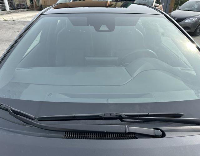 TOYOTA Corolla usata, con Luci diurne
