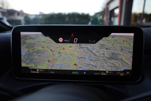 MERCEDES-BENZ C 300 usata, con Sistema di parcheggio automatico