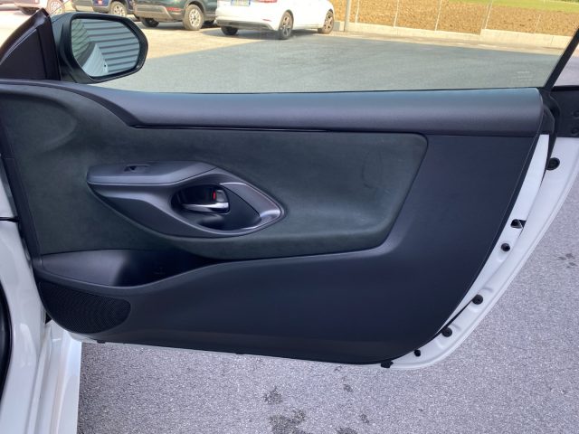 TOYOTA Yaris usata, con Interni in pelle