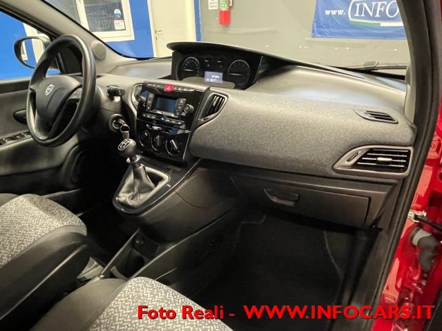 LANCIA Ypsilon usata, con Isofix