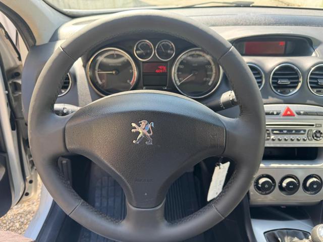 PEUGEOT 308 usata, con Sedile posteriore sdoppiato