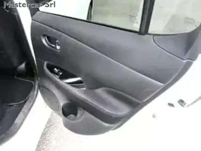 NISSAN Leaf usata, con Servosterzo