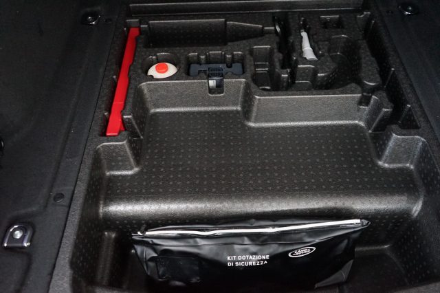 LAND ROVER Range Rover Velar usata 37