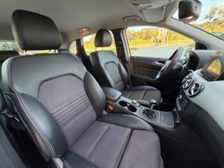 MERCEDES-BENZ B 180 usata, con Volante in pelle