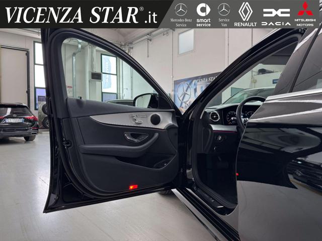 MERCEDES-BENZ E 220 usata, con Sedile posteriore sdoppiato
