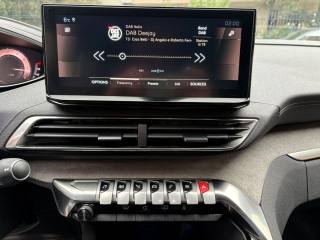PEUGEOT 3008 usata, con Controllo automatico clima
