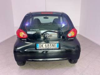 TOYOTA Aygo usata 8