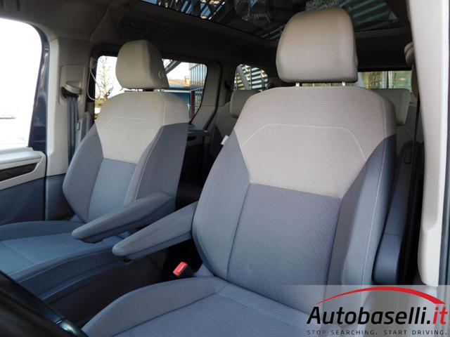 VOLKSWAGEN Multivan usata, con Luce d