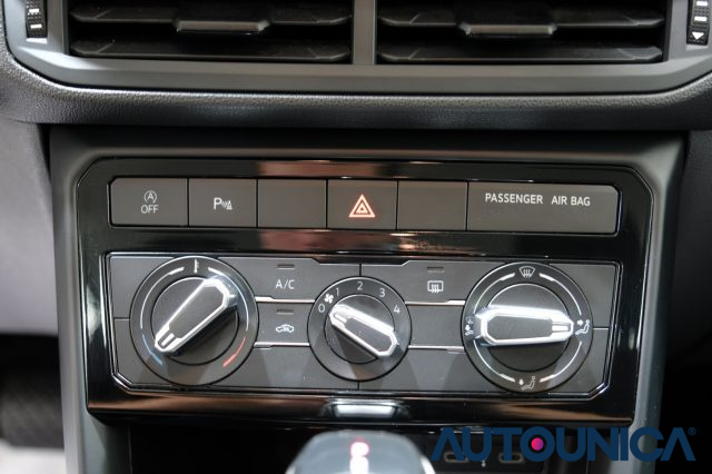 VOLKSWAGEN T-Cross usata, con Autoradio digitale