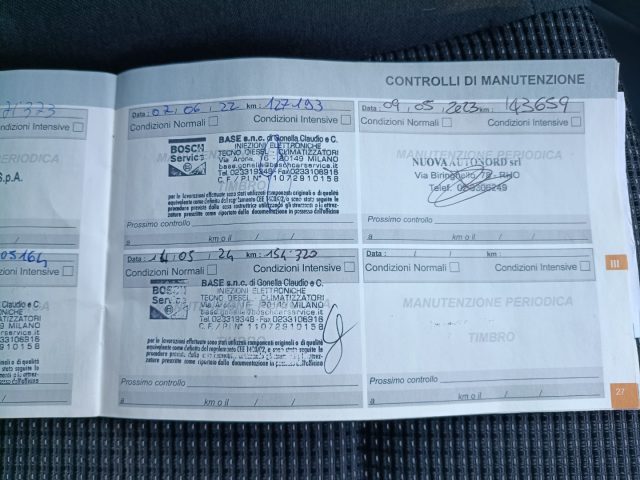 PEUGEOT 5008 usata, con Climatizzatore automatico, 2 zone
