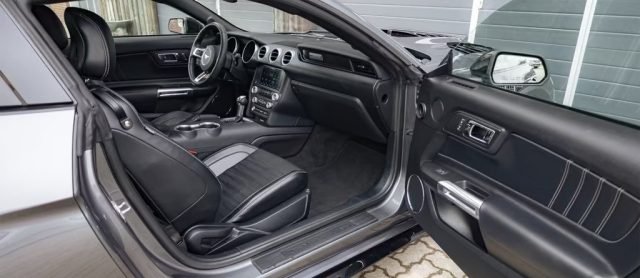 FORD Mustang usata, con Cronologia tagliandi