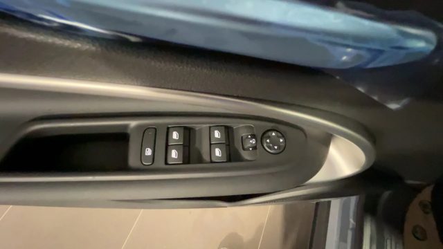 JEEP Avenger usata, con Fendinebbia