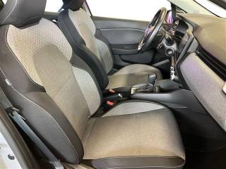 RENAULT Clio usata, con Volante in pelle